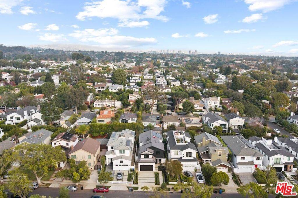Pacific Palisades, CA 90272,1022 Galloway ST