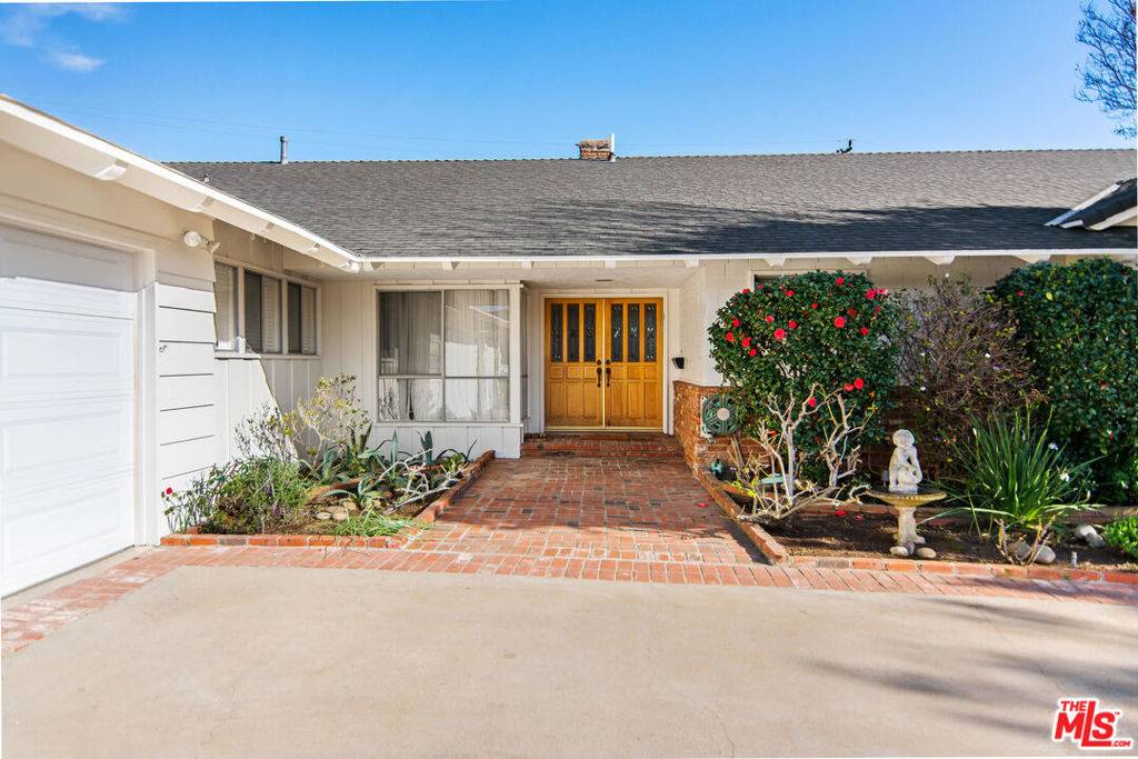 Los Angeles, CA 90056,6728 SHENANDOAH AVE