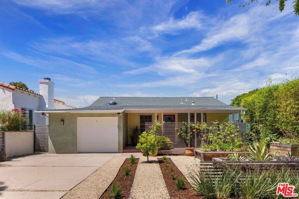 Los Angeles, CA 90064,2249 Linnington AVE