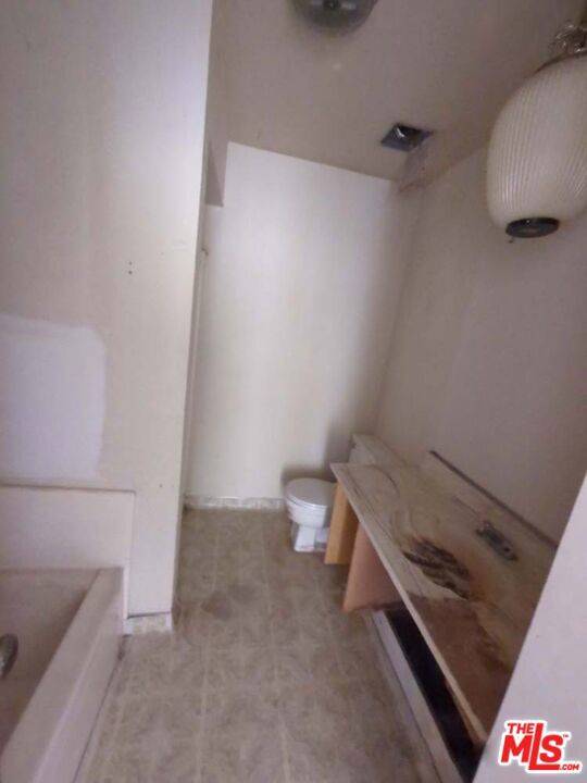 Los Angeles, CA 90046,7300 Franklin AVE #652