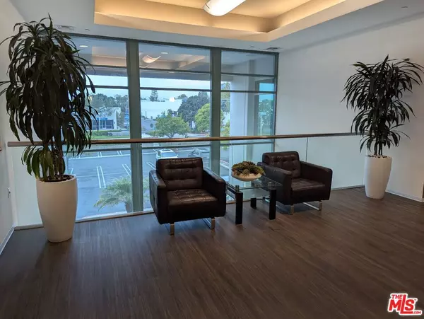 Aliso Viejo, CA 92656,135 Columbia