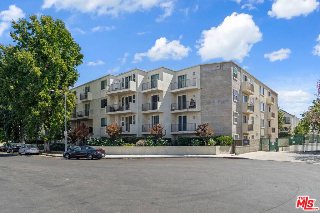 Sherman Oaks, CA 91401,14412 Killion ST #205