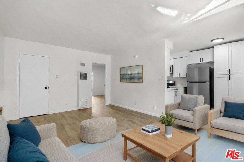 Playa Del Rey, CA 90293,7825 W Manchester AVE #9