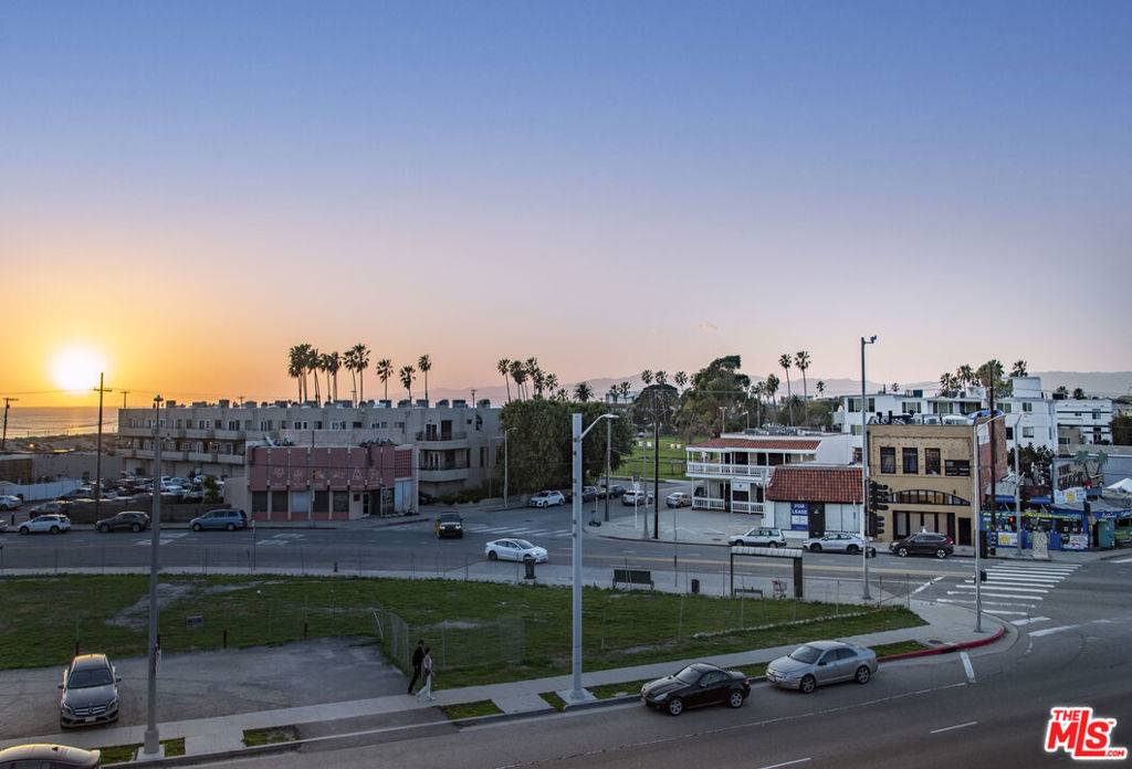 Playa Del Rey, CA 90293,179 Culver BLVD