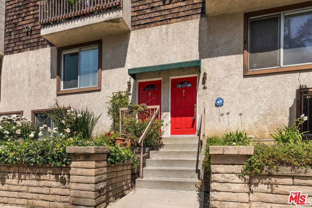 Studio City, CA 91604,4660 Coldwater Canyon AVE #4