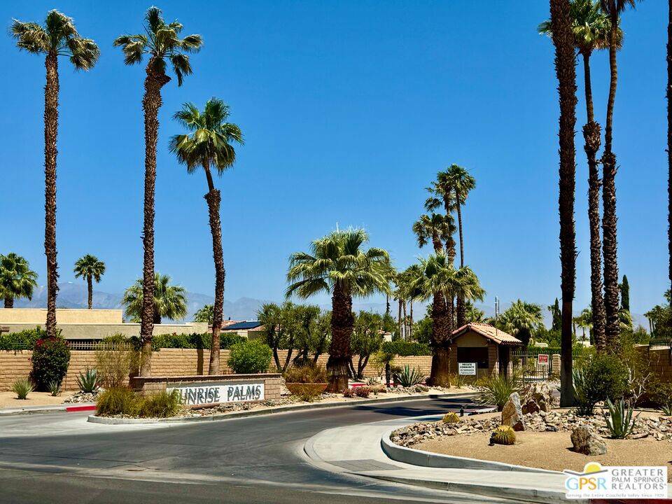 1533 N Sunflower CT, Palm Springs, CA 92262