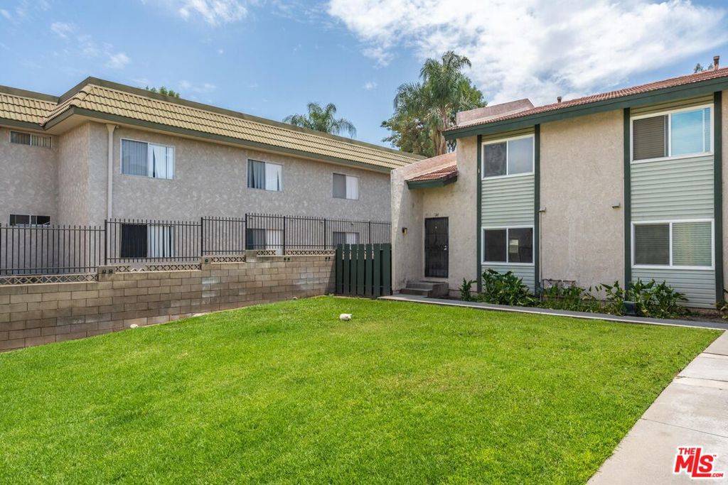 Colton, CA 92324,2255 Cahuilla ST #141