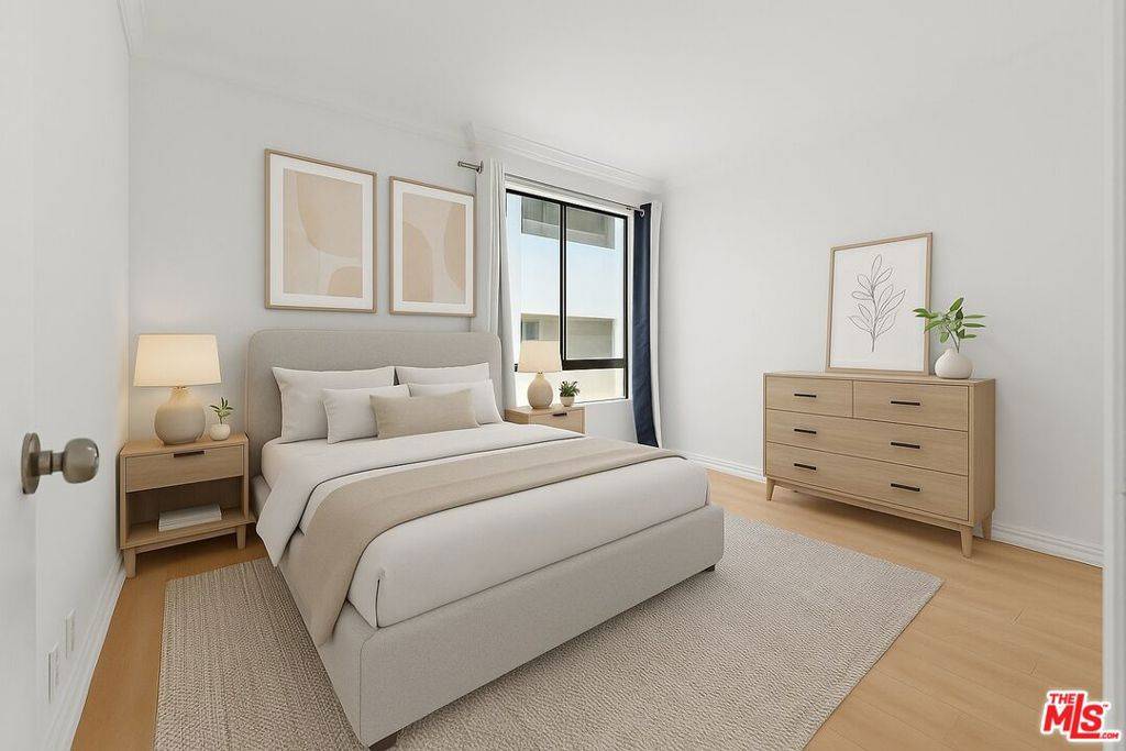 Los Angeles, CA 90025,1826 Overland AVE #3
