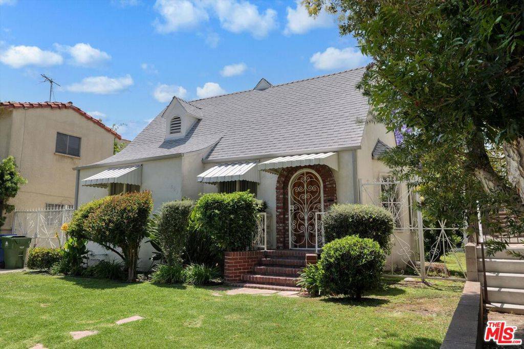 859 S Le Doux RD, Los Angeles, CA 90035