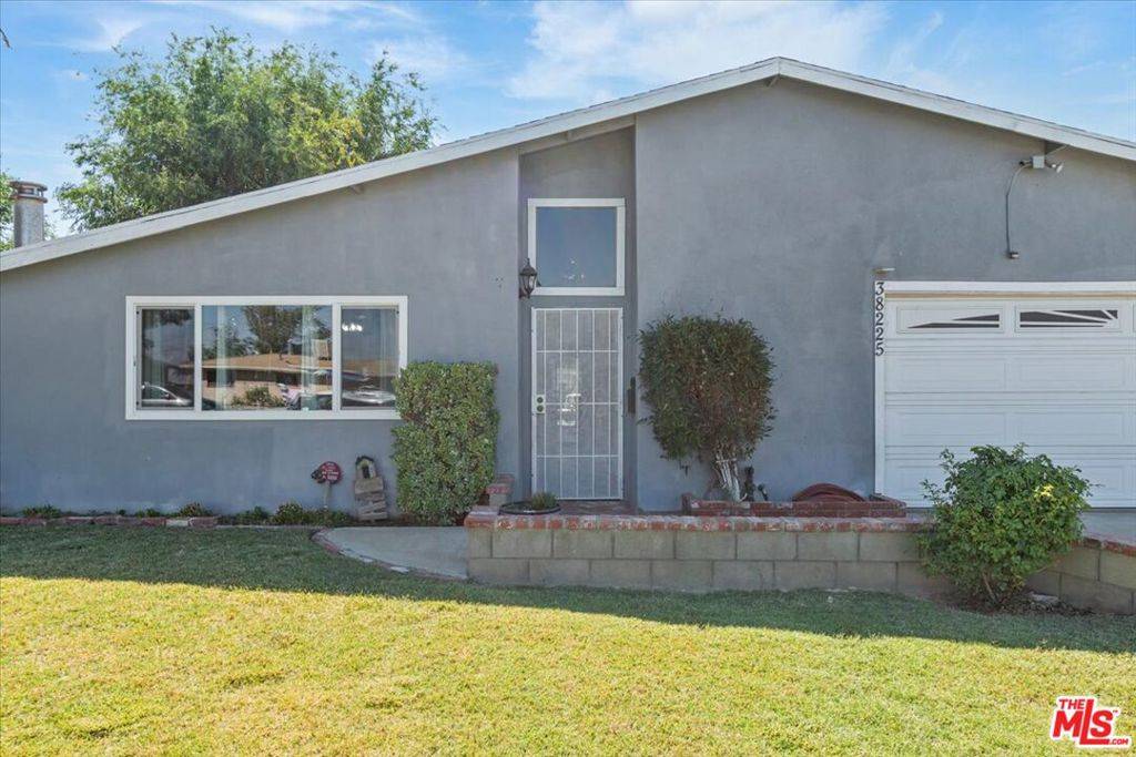Palmdale, CA 93550,38225 Gunton DR
