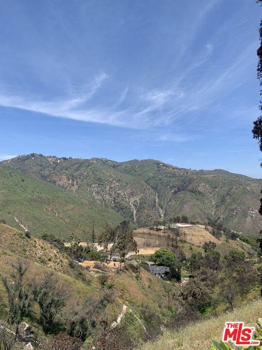 Malibu, CA 90265,23309 W Paloma Blanca DR