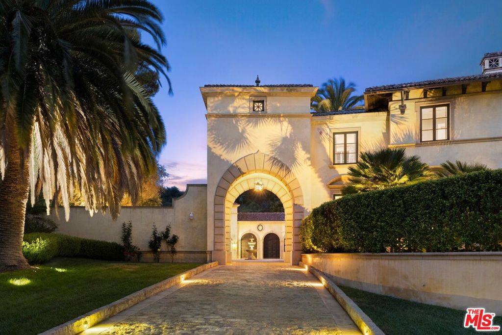 Beverly Hills, CA 90210,75 Beverly Park LN