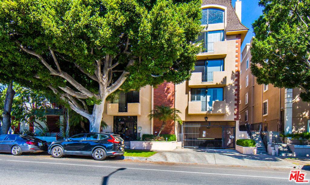 8909 Burton WAY #202, Los Angeles, CA 90048