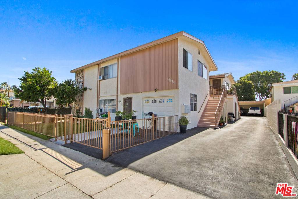 10024 Elizabeth AVE, South Gate, CA 90280