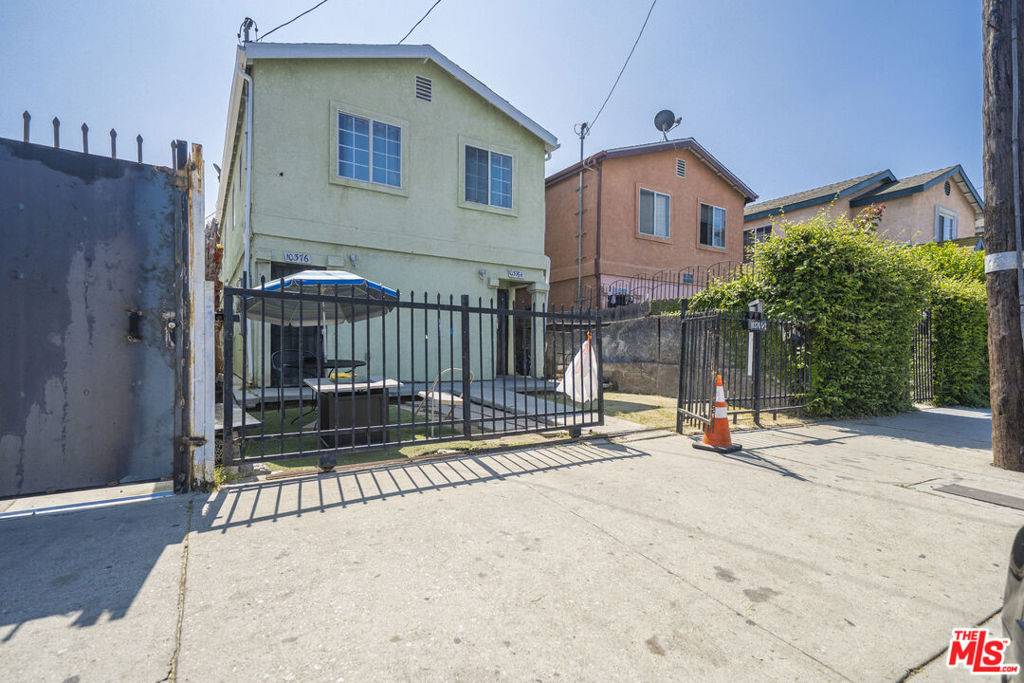 10376 Wilmington AVE, Los Angeles, CA 90002