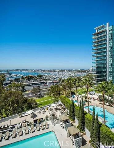 Marina Del Rey, CA 90292,13650 Marina Pointe DR #902