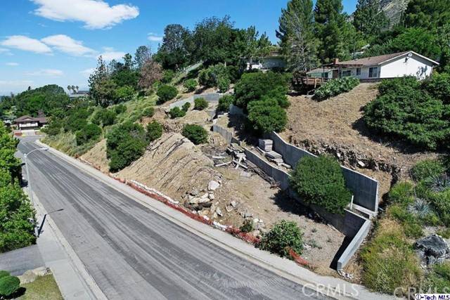 La Crescenta, CA 91214,2731 Rock Pine LN