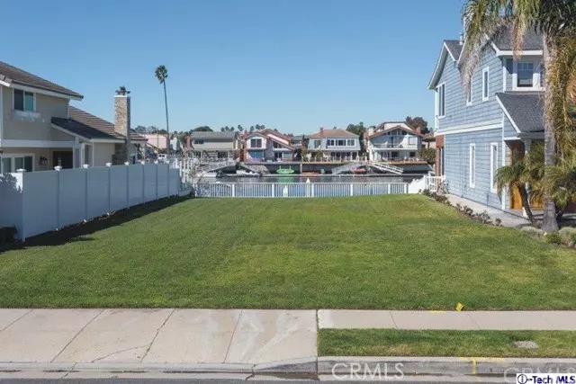 Oxnard, CA 93035,2311 Greencastle LN