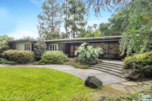 La Canada Flintridge, CA 91011,660 Pomander PL