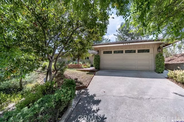 5157 Redwillow LN, La Canada Flintridge, CA 91011