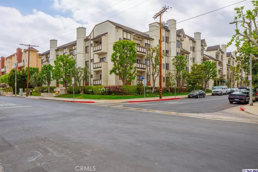 17914 Magnolia BLVD #313, Encino, CA 91316