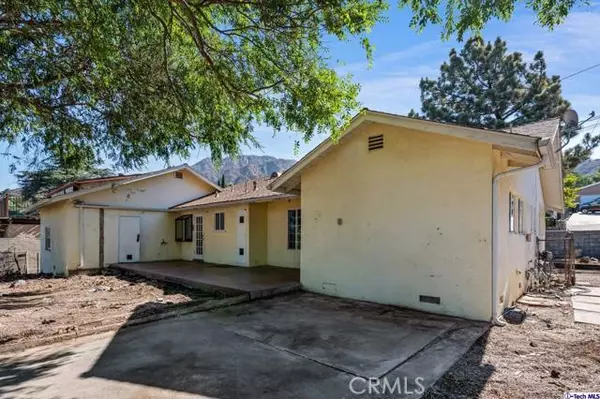 Tujunga, CA 91042,10611 Pinewood AVE