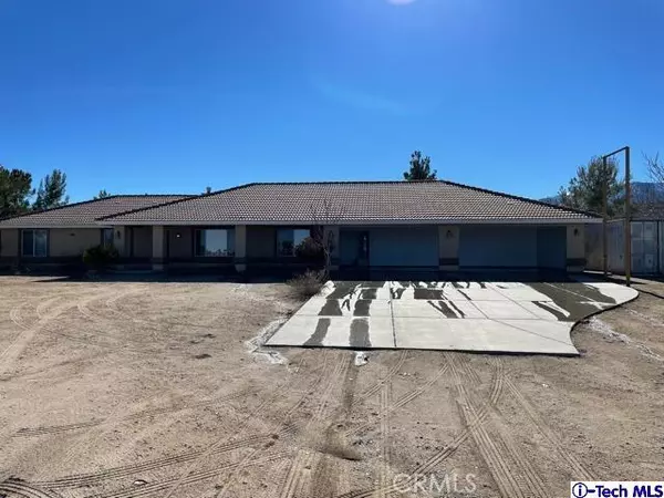 3625 Elsinore RD, Phelan, CA 92371