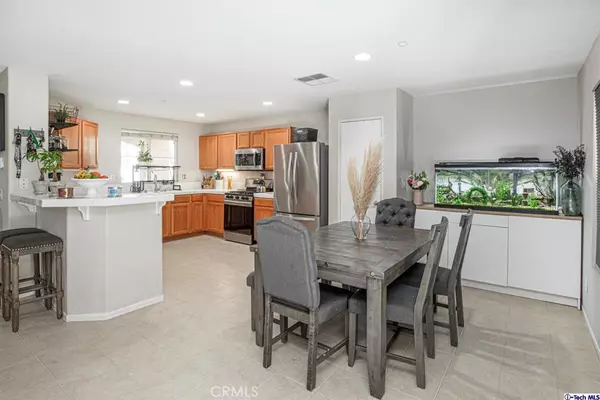 Sylmar, CA 91342,13158 Mira Mar DR