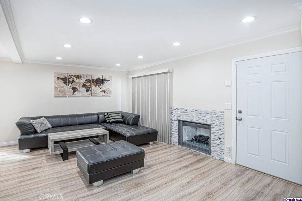 10260 Plainview AVE #32, Tujunga, CA 91042