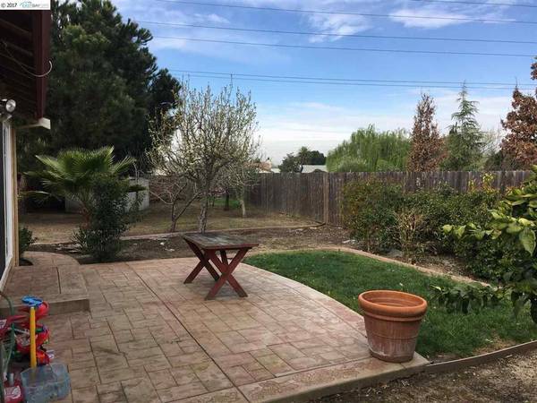 Livermore, CA 94551,5402 Treeflower Dr