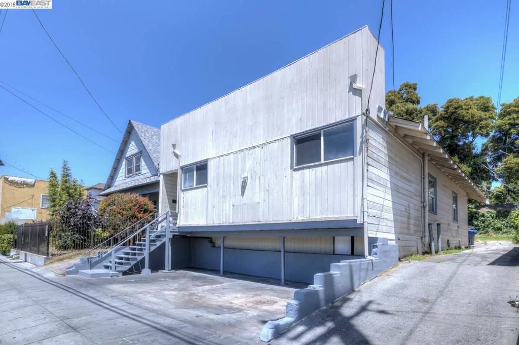 4076 Foothill Blvd, Oakland, CA 94601