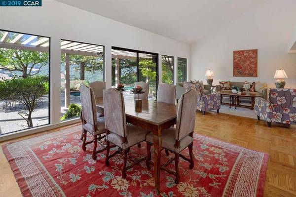 Orinda, CA 94563,655 Crossridge Court