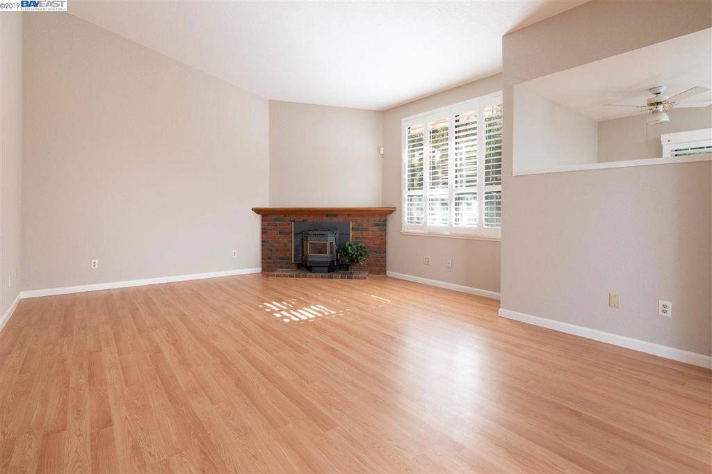Dublin, CA 94568-2261,7646 Arbor Creek Circle