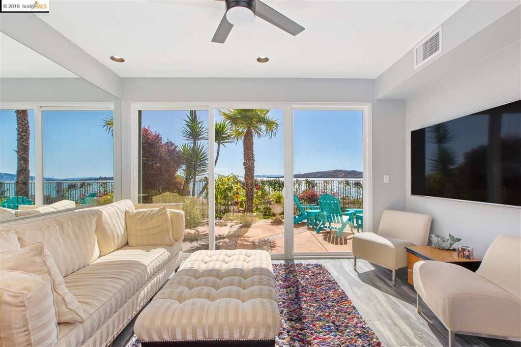 33 Harbor View Dr, Richmond, CA 94804