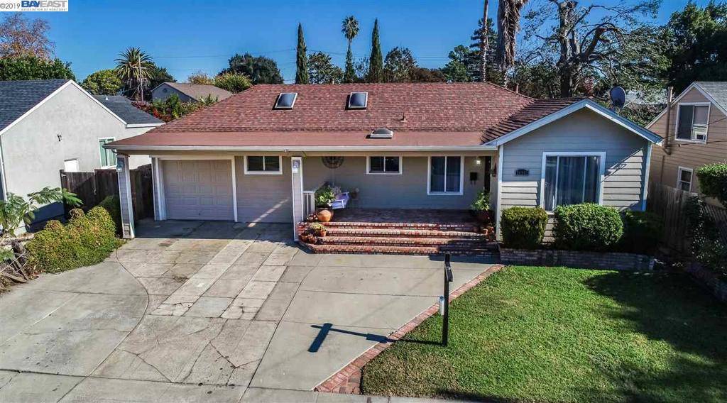 21442 Lake Chabot Rd, Castro Valley, CA 94546