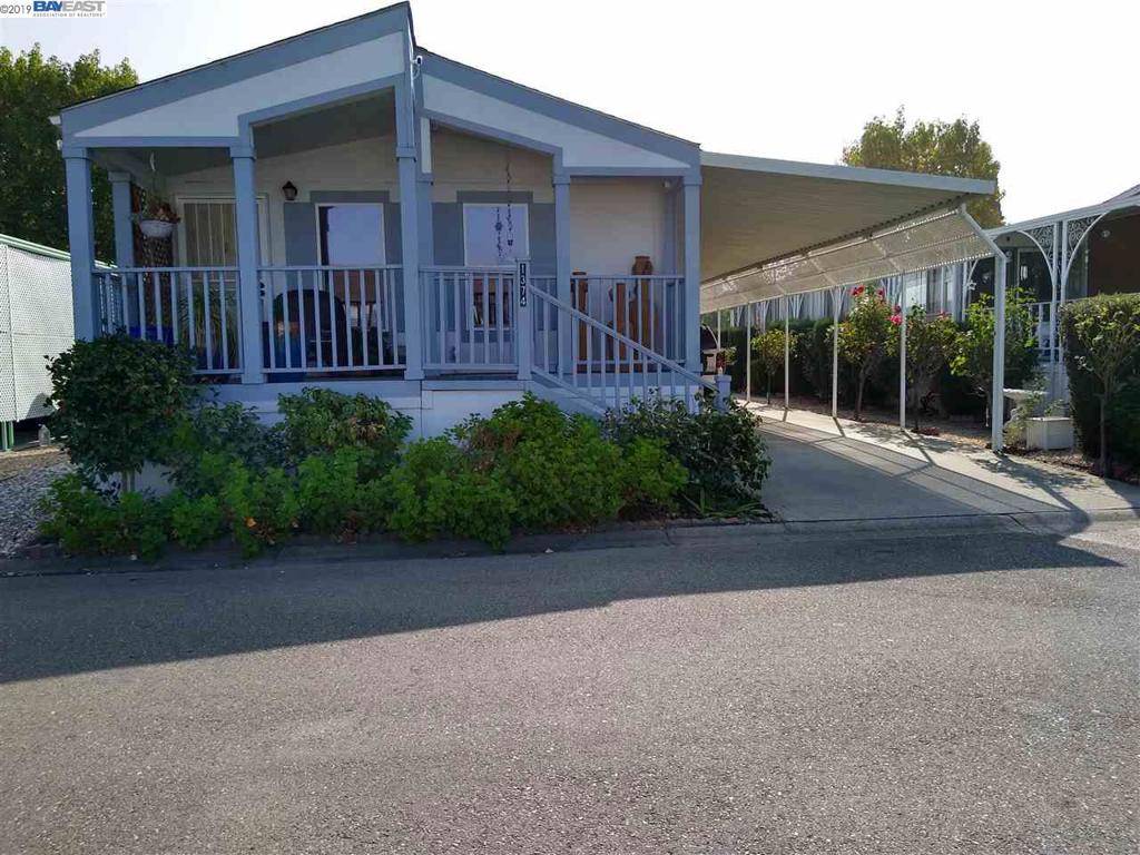 1374 Buckingham Way, Hayward, CA 94544