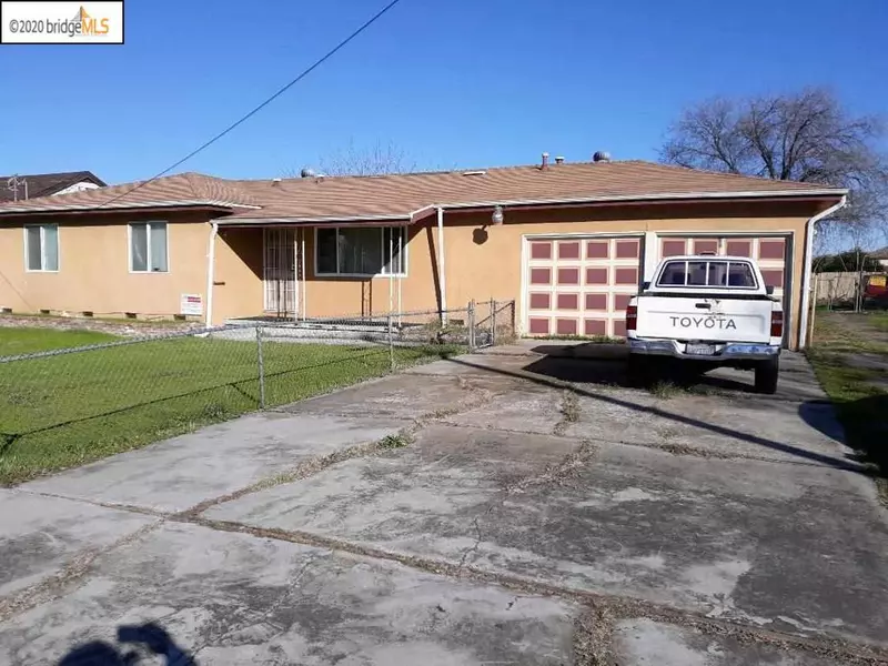 2000 S Sinclair, Stockton, CA 95215-7540