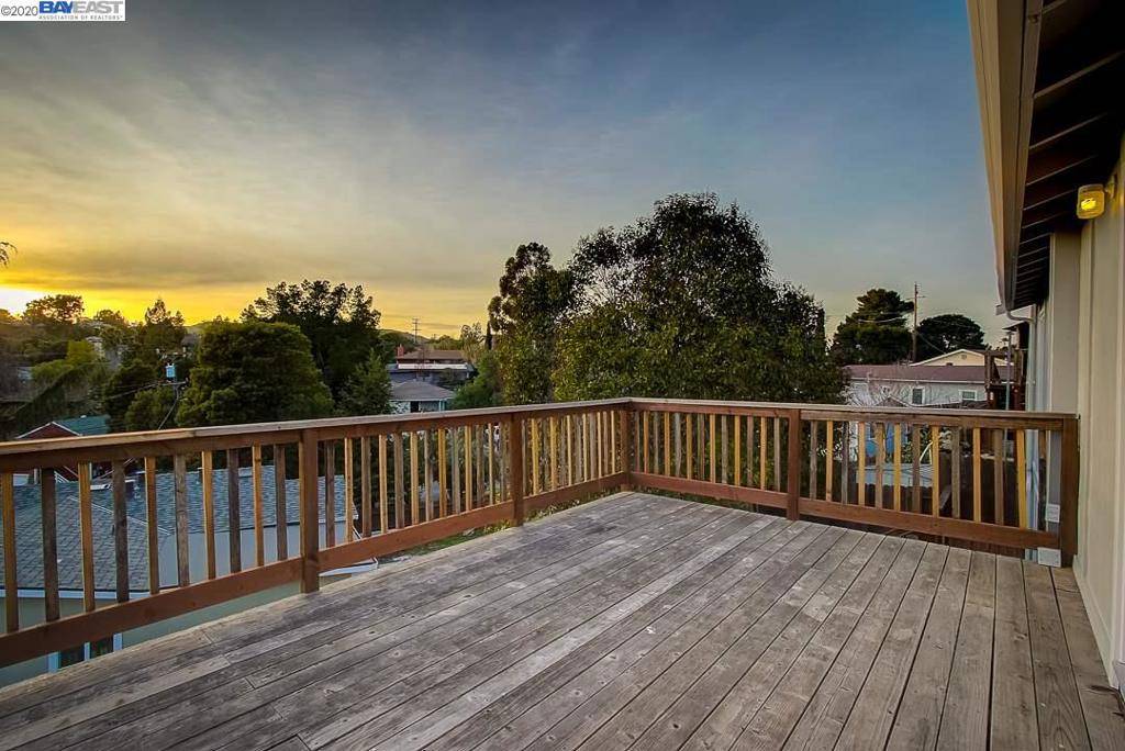 2426 Leslie Ave, Martinez, CA 94553