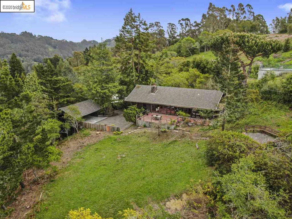 Berkeley, CA 94708-2126,30 Bay Tree Lane