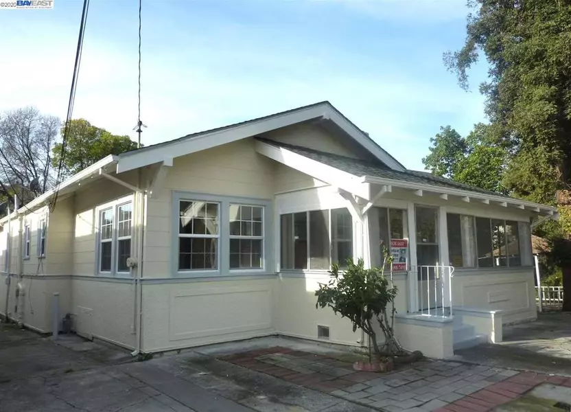 3407 Harper St, Oakland, CA 94601