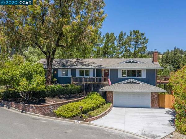 165 Danefield Pl, Moraga, CA 94556