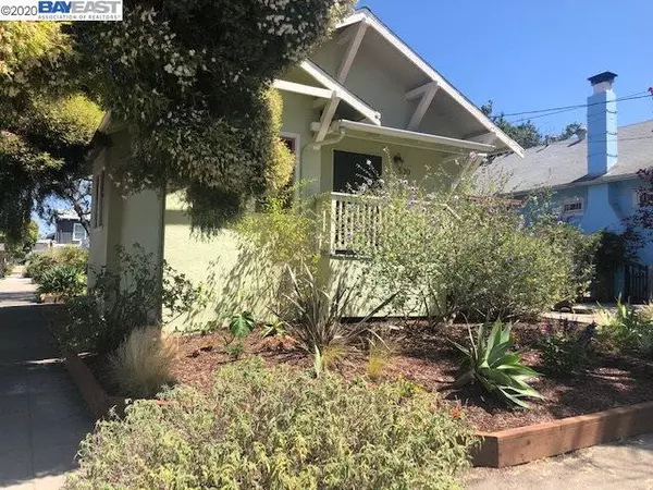 Oakland, CA 94609,530 62Nd St