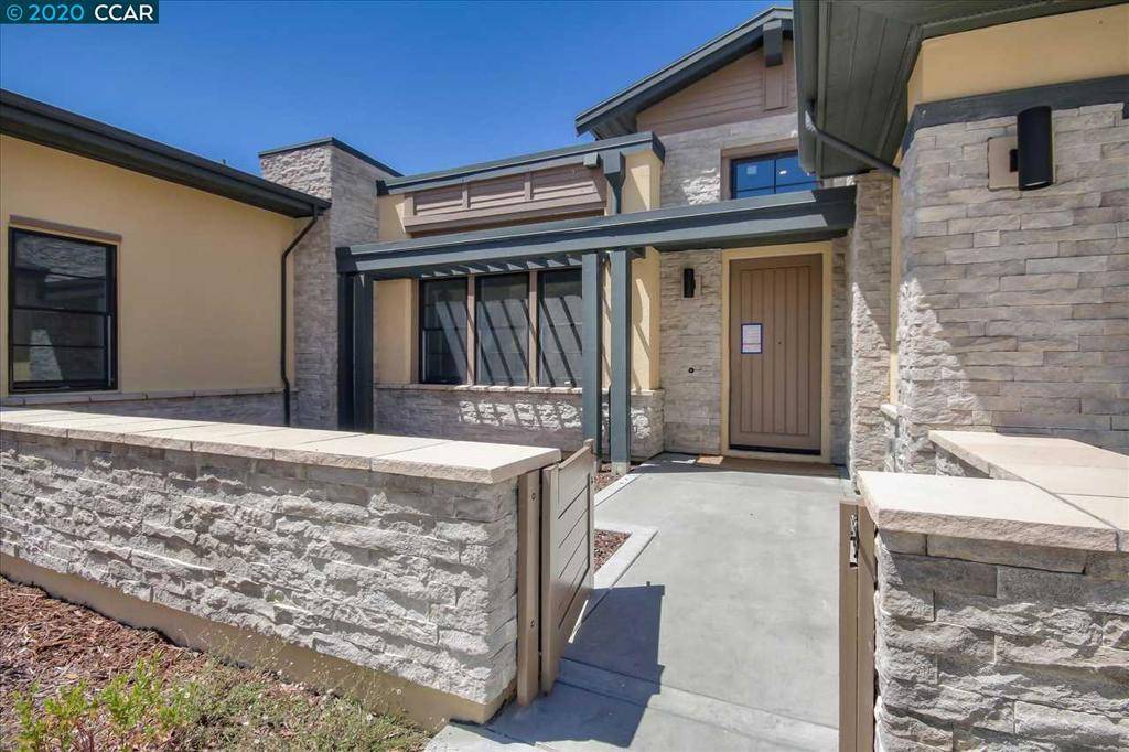 Moraga, CA 94556,218 Fronteras Dr