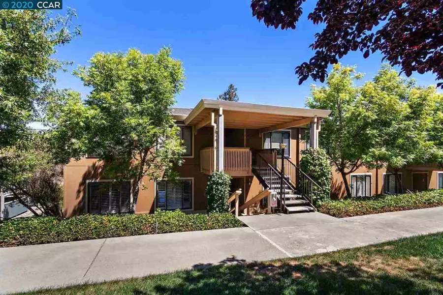 1116 Oakmont Dr #2, Walnut Creek, CA 94595