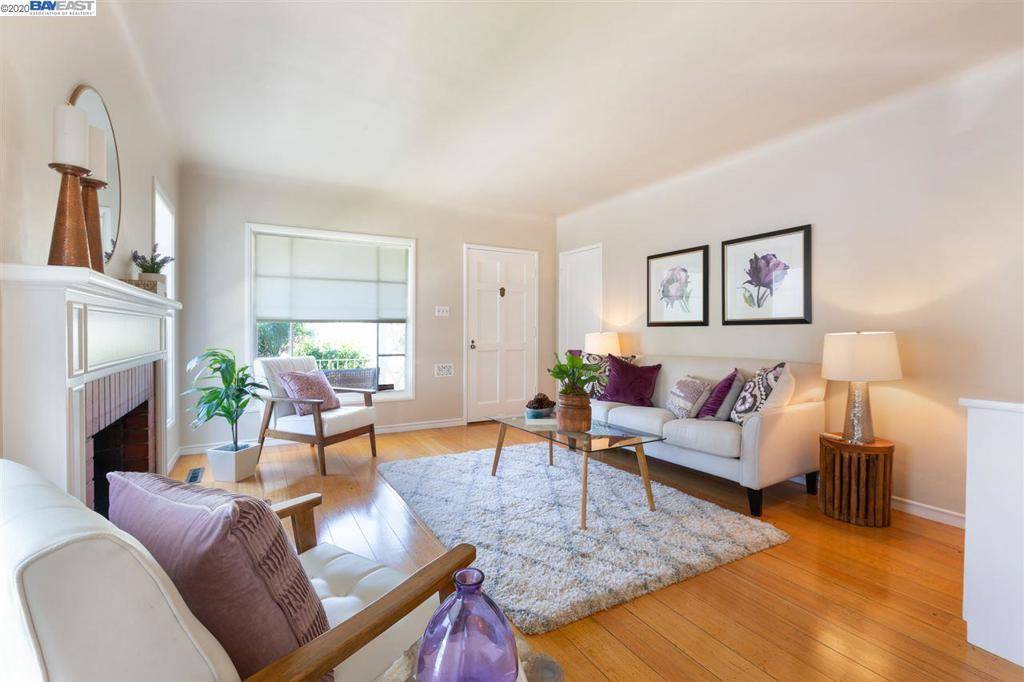 Alameda, CA 94501,2620 Edison Ct