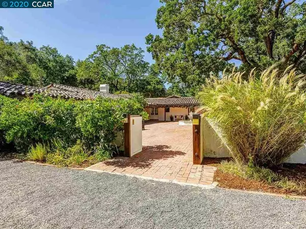 Orinda, CA 94563,95 Camino Encinas