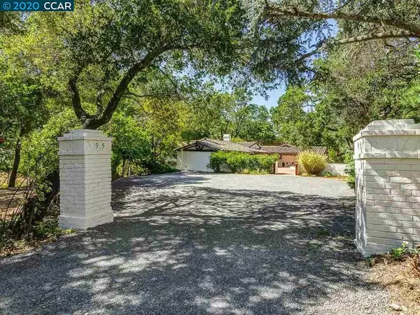 Orinda, CA 94563,95 Camino Encinas