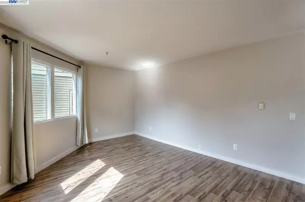 Emeryville, CA 94608,6400 Christie Ave #5101