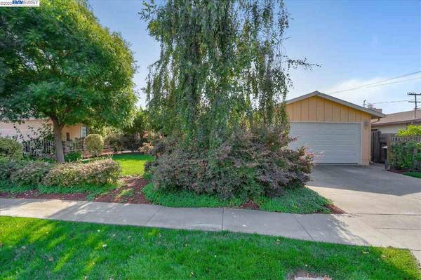 36365 Sandalwood St, Newark, CA 94560