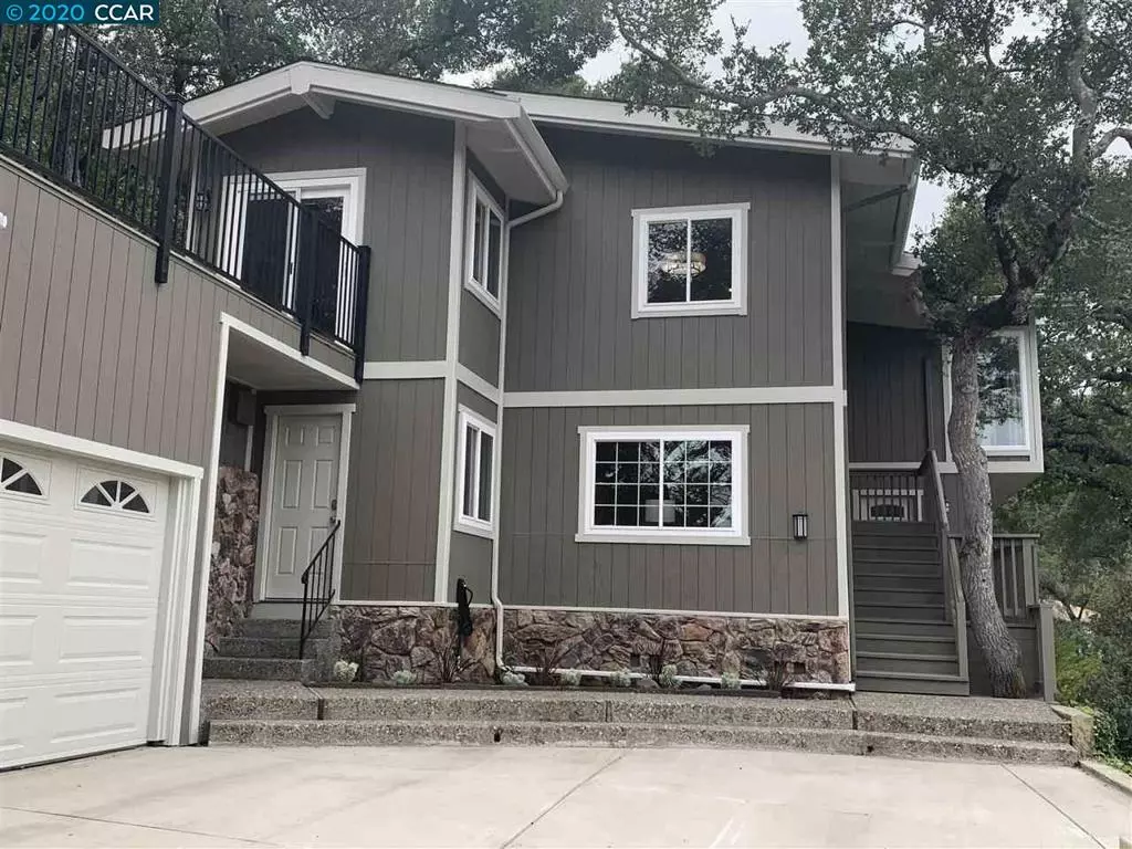 Orinda, CA 94563,49 Oak Dr